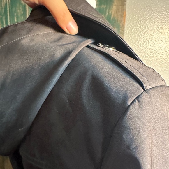 Calvin Klein Trench Coat Women's
Xs Black Long Raincoat Belted - Picture 10 of 17